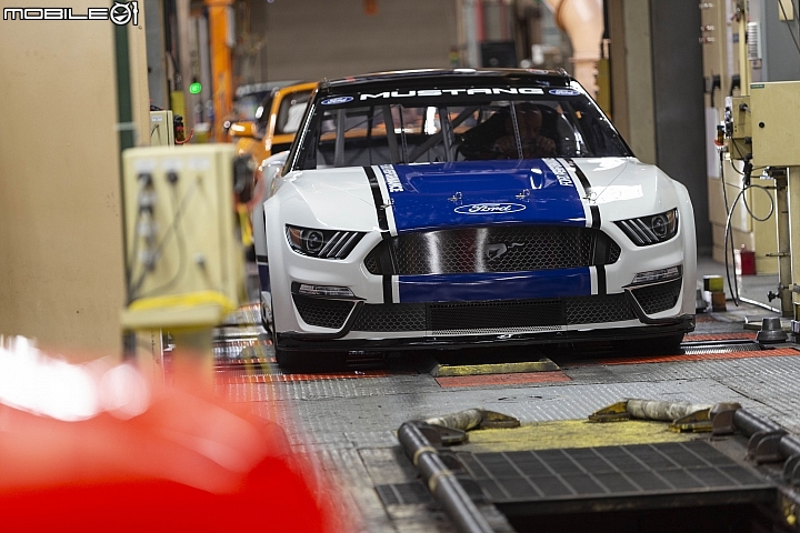 【海外新訊】Ford發表Mustang NASCAR賽車，投入明年頂級Monster Energy系列賽事！