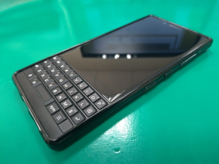 Blackberry Key 2 簡單開箱