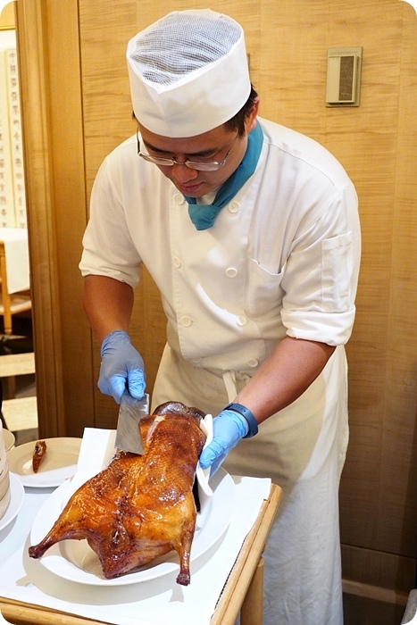 ▋台北西華飯店－盛夏奇幻泡泡之旅專案 ▋怡園嚐名鴨，科教館玩泡泡，體驗雍容優雅的熟女魅力。