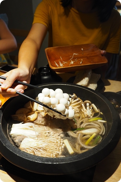 炒得好香，吃得好飽－清爽蔬菜高湯＋三倍肉量，不大一樣的火鍋 ▋官也溫菜 ▋