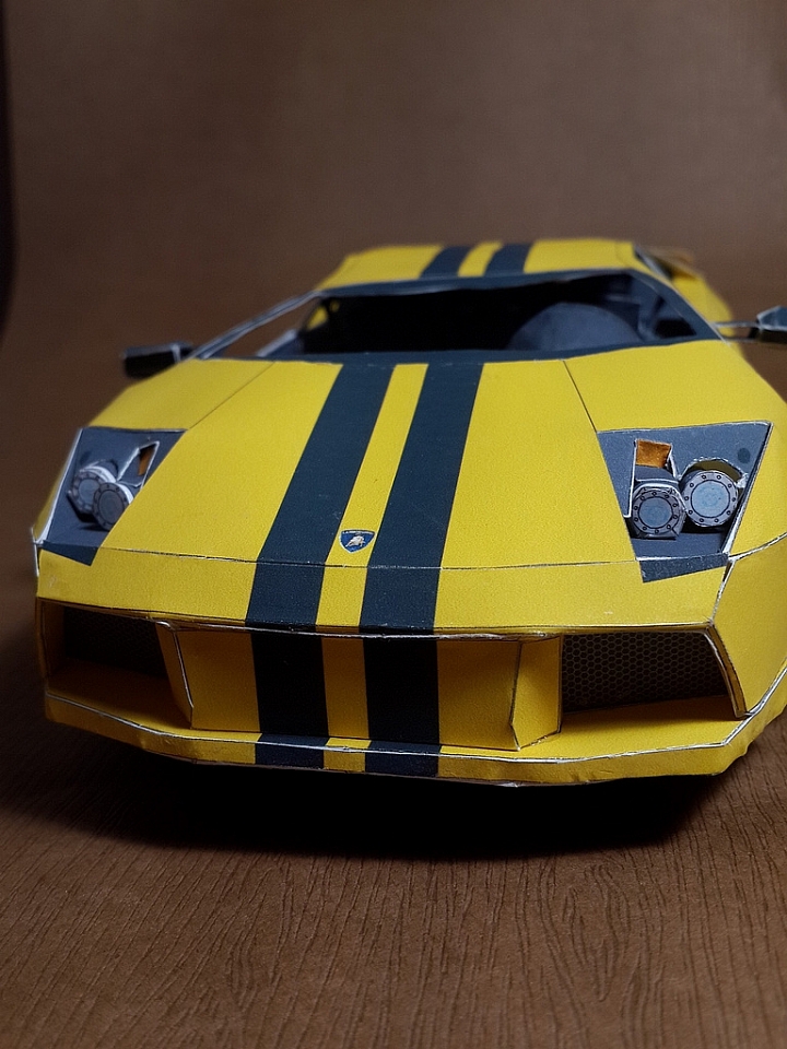 [紙模型]Lamborghini Murcielago（蝙蝠）