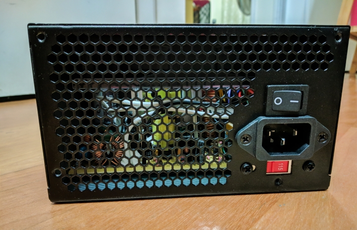 Enermax LEPA 赤玥 500W 開箱測試