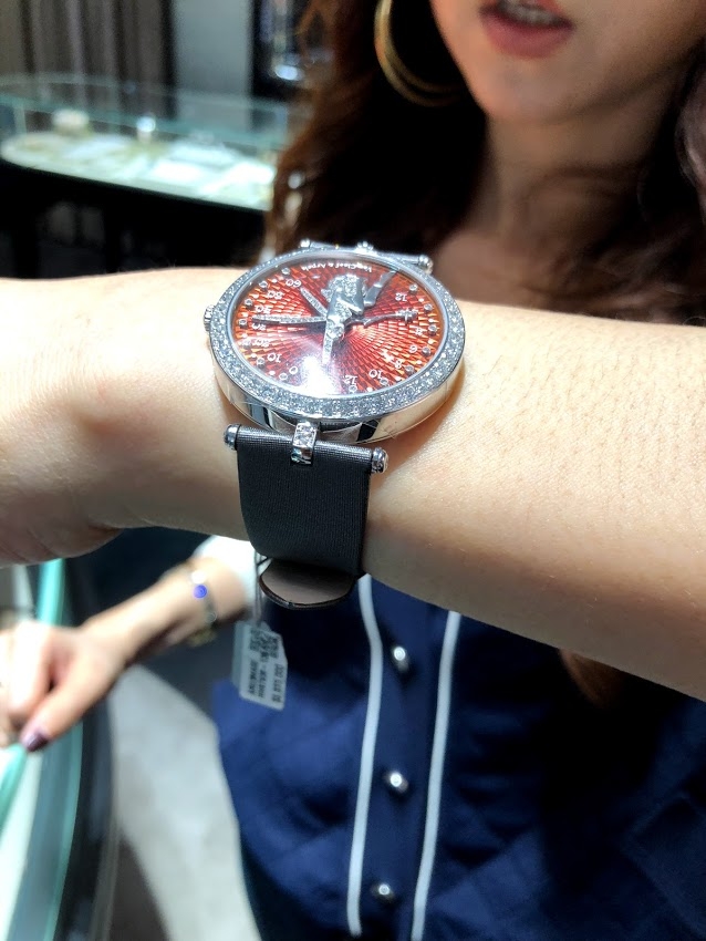 Van Cleef & Arpels手錶禮物送老婆