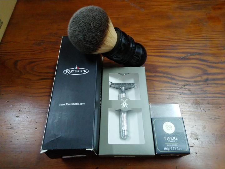 RazoRock THE HULK & MUHLE R41 & OSMA Alum Stone  開箱