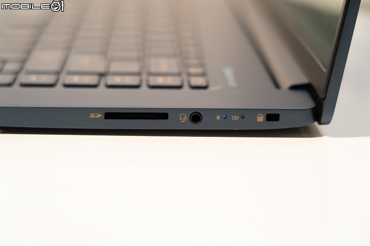 Acer 正式推出具備 15.6 吋不到 1Kg Swift 5 同步發表全球首款 92% 屏佔比的 Swift 7