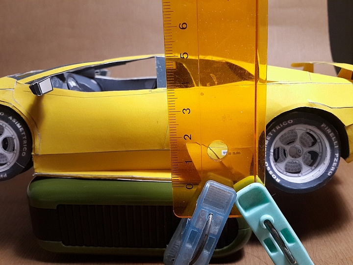 [紙模型]Lamborghini Murcielago（蝙蝠）