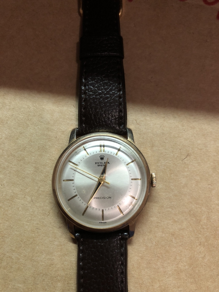 煩請高手幫忙鑑定...