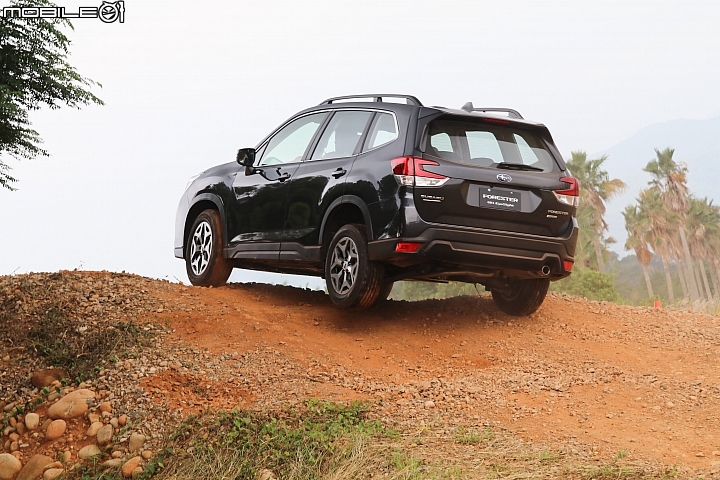 Subaru New Forester麗寶賽車場底盤、越野能力體驗 CR-V、CX-5同場加映！