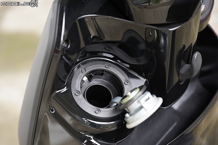 SYM VEGA 125 試駕 新潮外形實用兼具