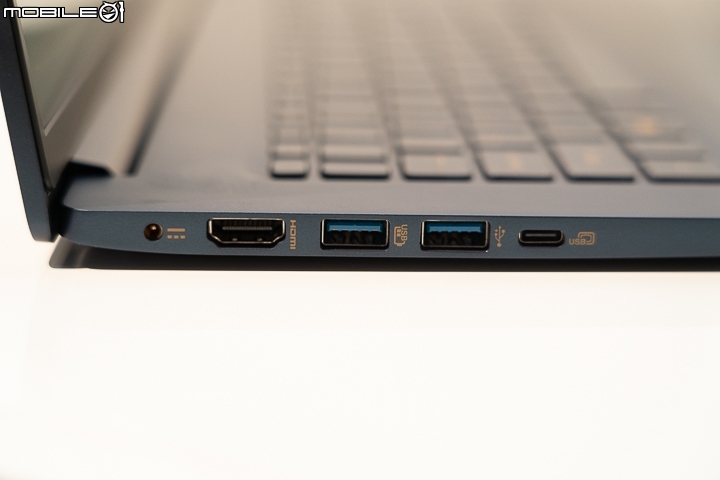 Acer 正式推出具備 15.6 吋不到 1Kg Swift 5 同步發表全球首款 92% 屏佔比的 Swift 7
