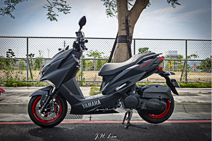 Yamaha Force 155 微微開箱 （圖多）