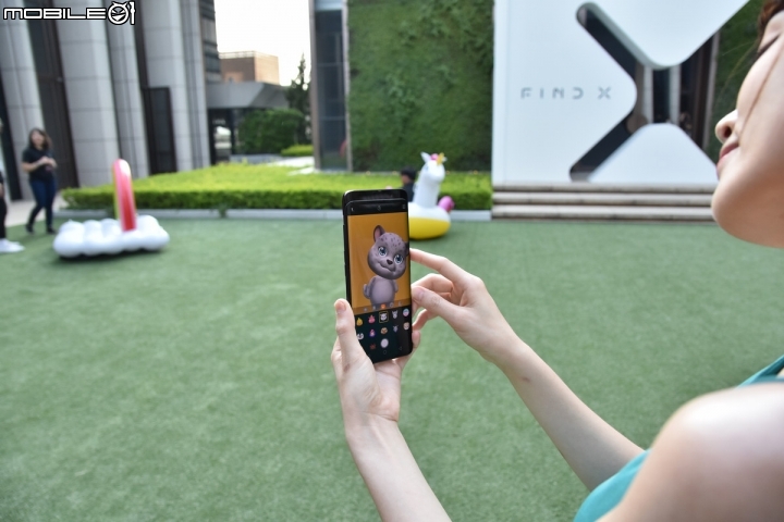 科技感升降鏡頭，OPPO Find X 體驗會
