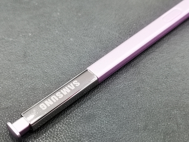 Note9 開箱照片分享 - 很粉嫩青春的手機