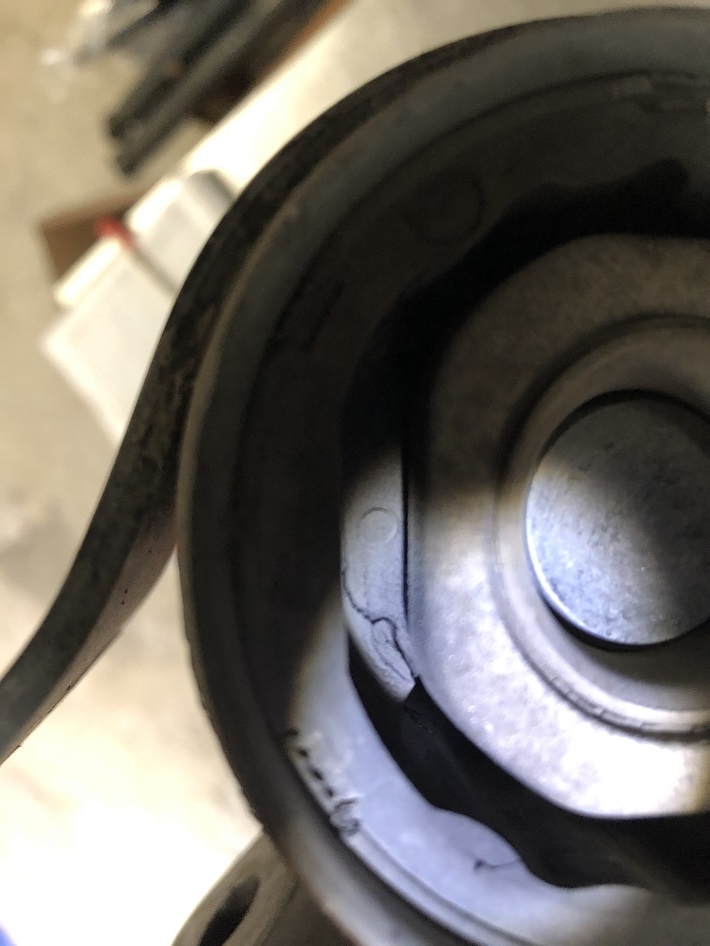 FOCUS TDCI 10萬換掉的ST桶身+20.5萬換掉的三角架...
