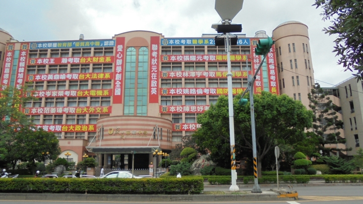 五萬餘的勞動者群像-中壢工業區騎行