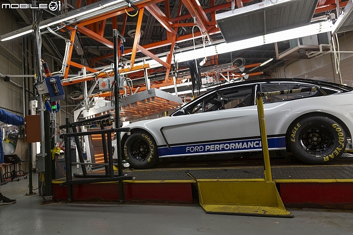 【海外新訊】Ford發表Mustang NASCAR賽車，投入明年頂級Monster Energy系列賽事！