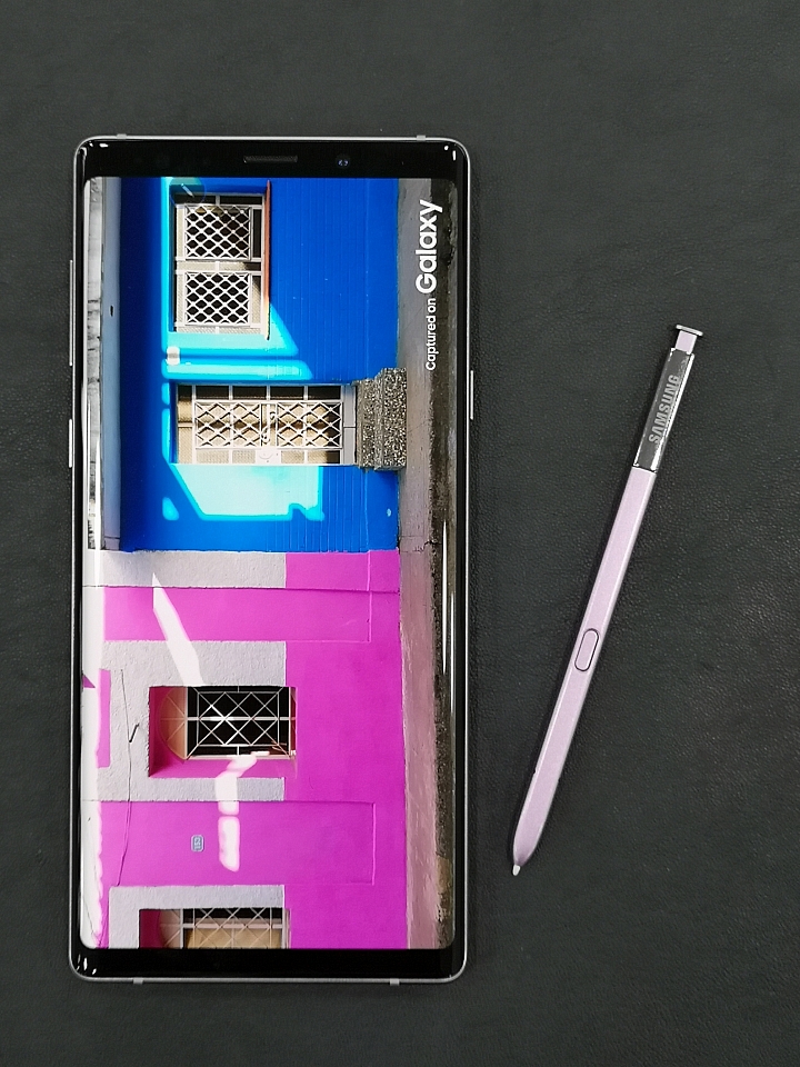 Note9 開箱照片分享 - 很粉嫩青春的手機