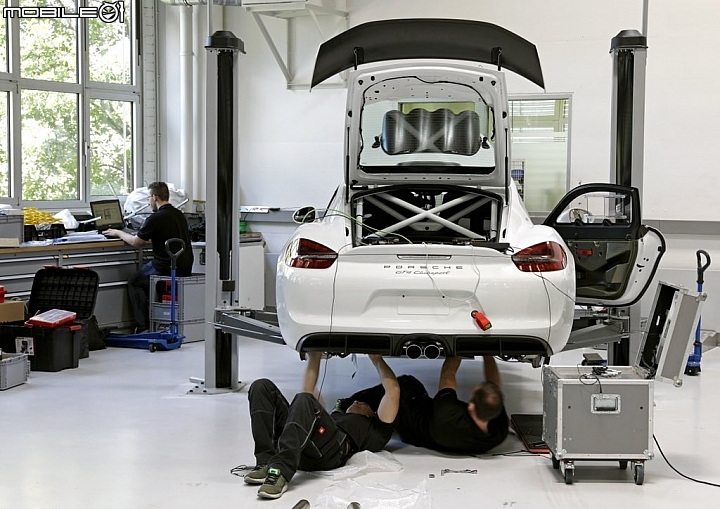 Porsche打造Cayman GT 4 Clubsport拉力概念賽車,WRC德國站正式亮相 Porsche打造Cayman GT 4 Clubsport拉力概念賽車,WRC德國站正式亮相