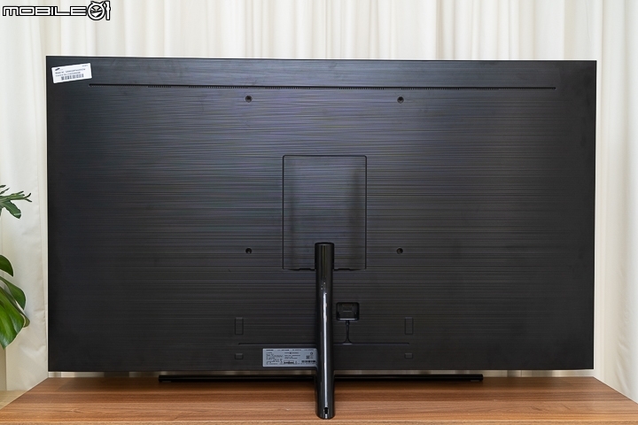 韓系大對決！Samsung 65Q9F QLED TV vs. LG 65SK8500 Super UHD TV