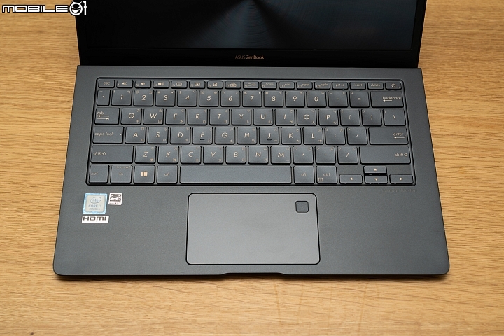 ASUS ZenBook S UX391UA 承襲經典的筆電新作