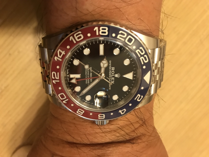 傳說中難買的ROLEX 126710BLRO GMT MASTER II 可樂果 終於拿到了