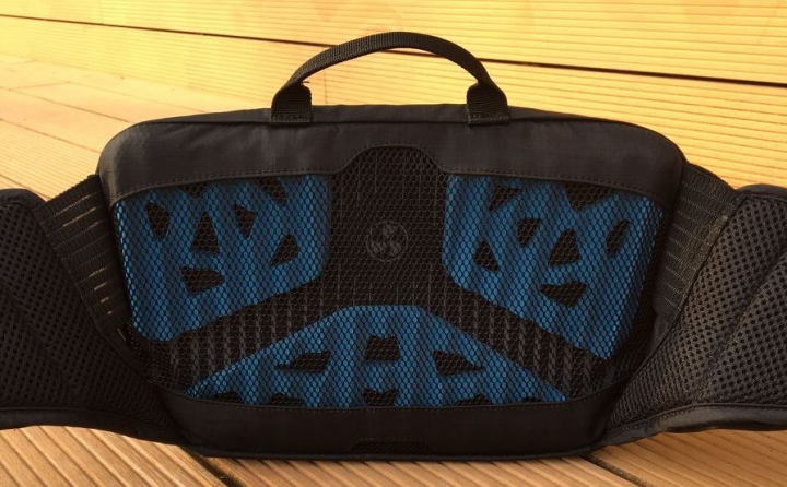 【分享】EVOC HIP PACK RACE 3L 多功能性腰包