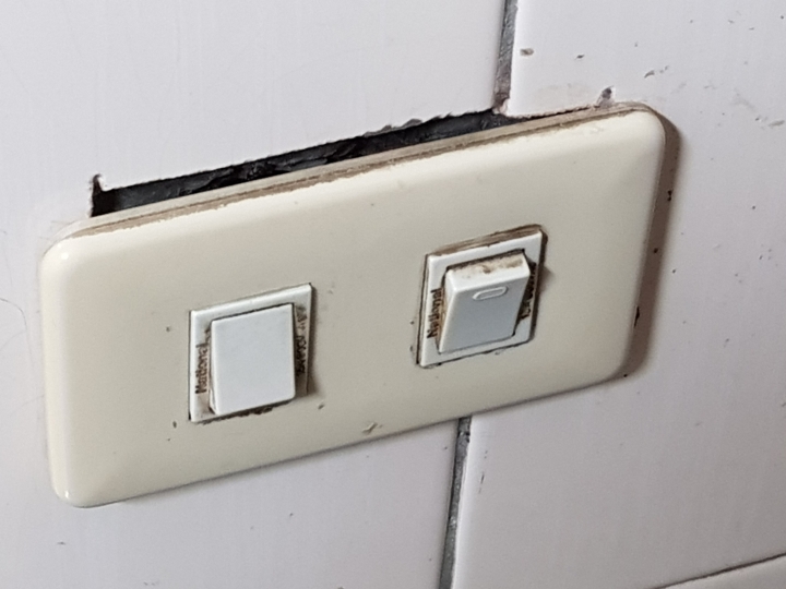 新手上路，想更換牆壁舊的開關及門外電燈燈座。