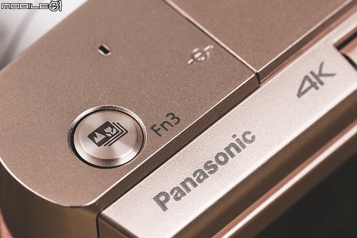 Panasonic Lumix GF10 評測報告｜自拍不求人 微改款再出發！