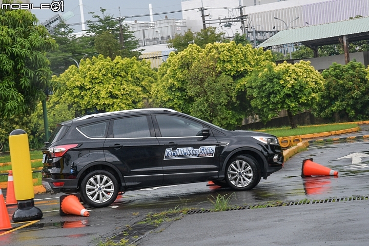 馬路少一寶路況會更好  Ford安全節能駕駛體驗營