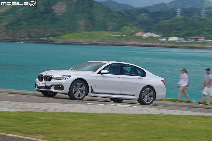 BMW 740i M Sport 赤子心旗艦試駕,動感十足卻又不失格局!