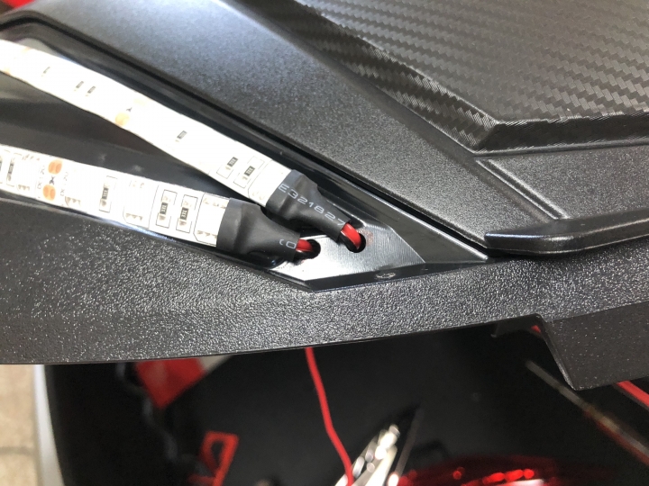 分享 Givi V56 後箱煞車/方向燈