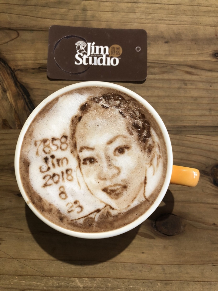 吉米好站手繪人像咖啡