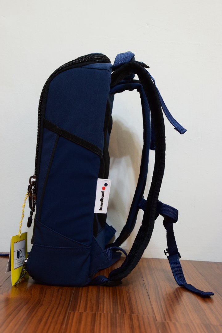 【開箱】德國 Pinqponq Cubik Small Backpack (Astral Blue)
