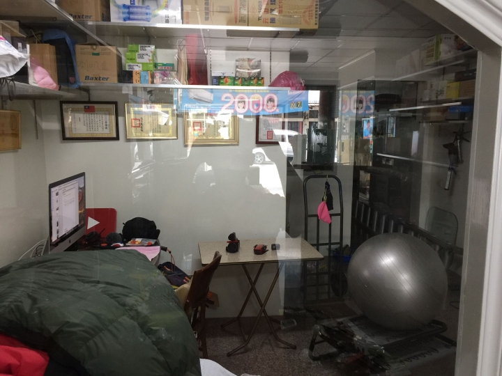 俯視拍照辦公桌如何建構？