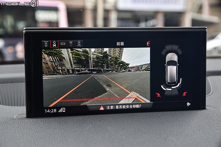 Audi SQ7全能型SUV試駕 八缸+三渦輪的不凡身手體驗！