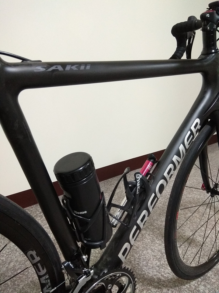 [分享]Performer SAKii 碳纖維公路車