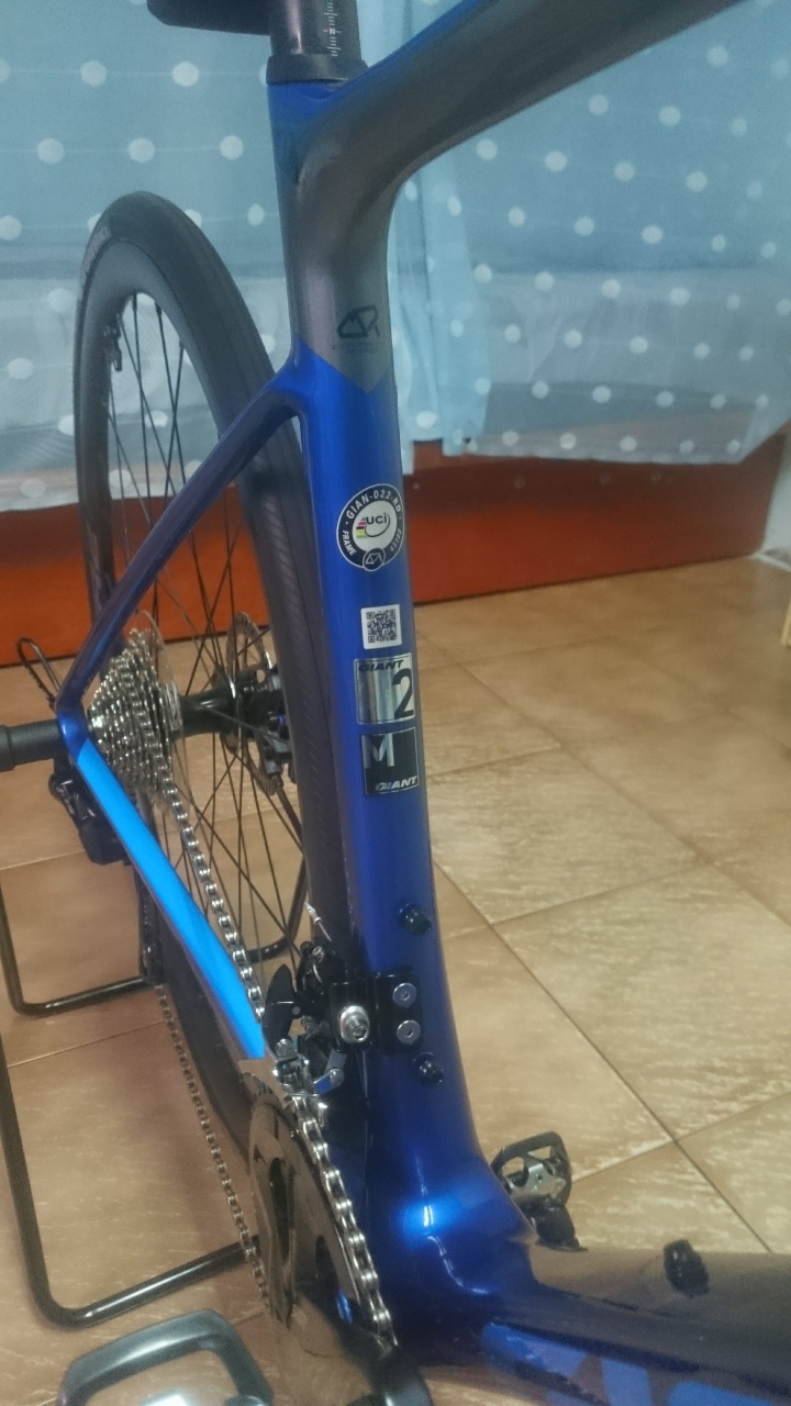 [開箱]2019 defy ad2 簡單開箱