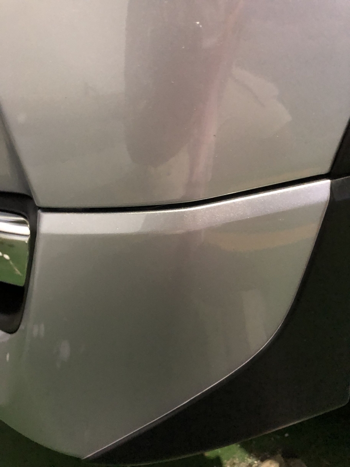 CRV5空力套件間隙變大！