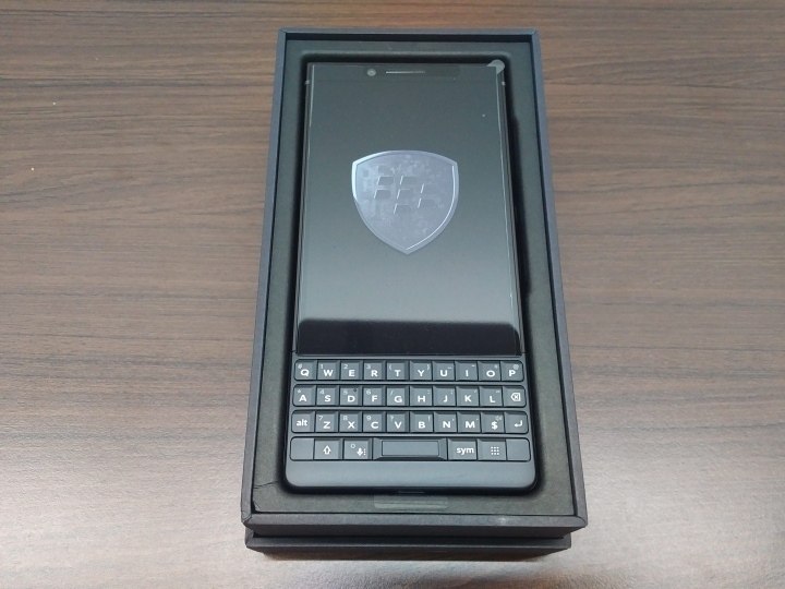 Blackberry Key 2 簡單開箱