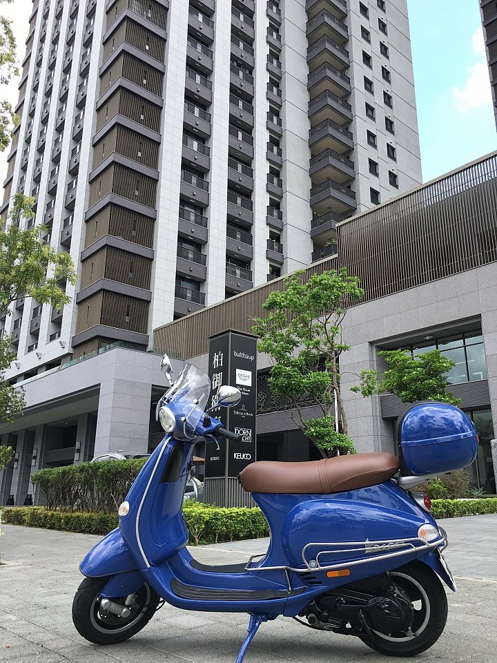 VESPA ET8 20歲翻新紀錄之「Facebook藍」小開箱