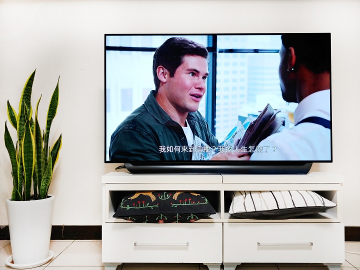 單身首選！LG OLED C8開箱