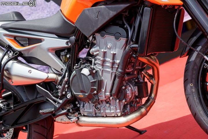【採訪】彎道快進快出!2018 KTM 790 Duke 台灣正式發表!