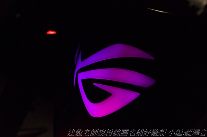 ROG SWIFT PG27UQ 輕開箱