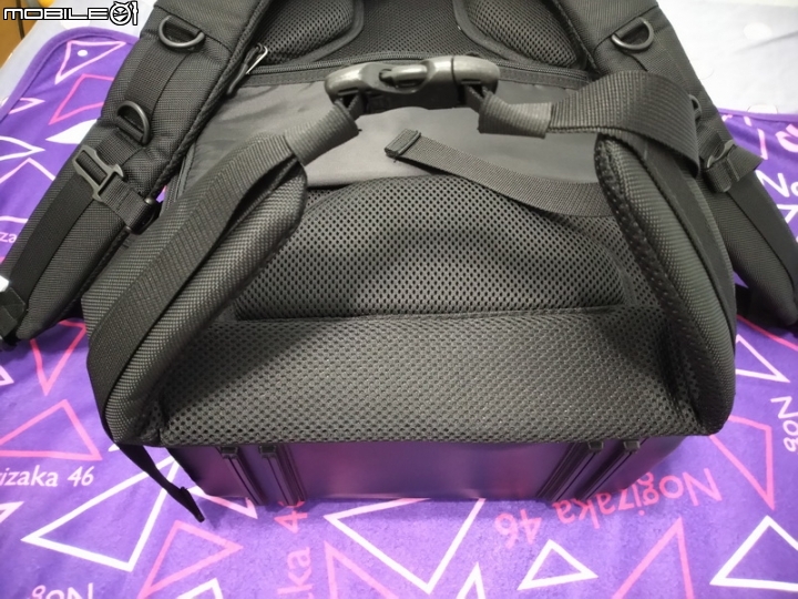 【分享】出自於台灣的好包，PackChair X 防身且可以坐的椅子包