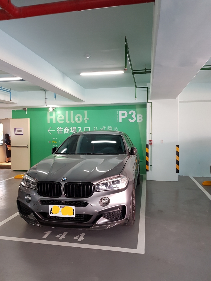 bmw  f16 購入兩年了 , 進化到認不出來
