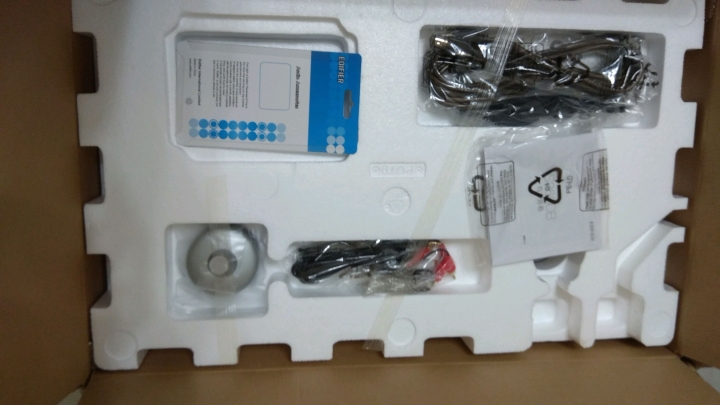 Edifier S360DB和S350DB喇叭，請問大大們會選哪一組喇叭?(後續：已購入S360DB)