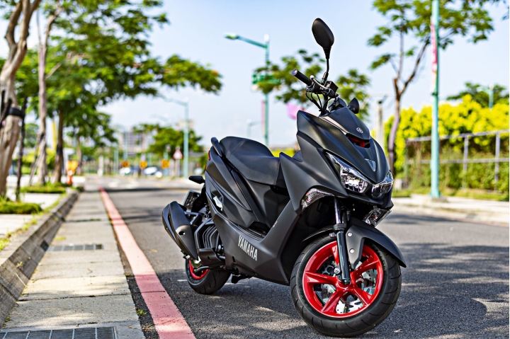 Yamaha Force 155 微微開箱 （圖多）