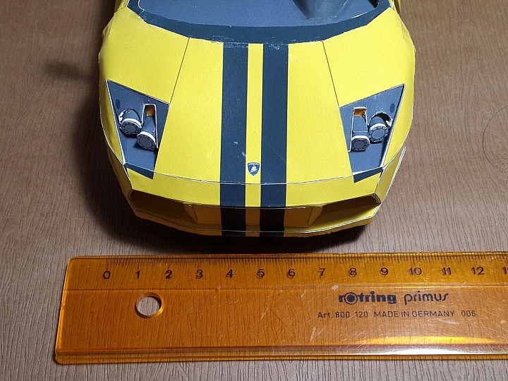 [紙模型]Lamborghini Murcielago（蝙蝠）