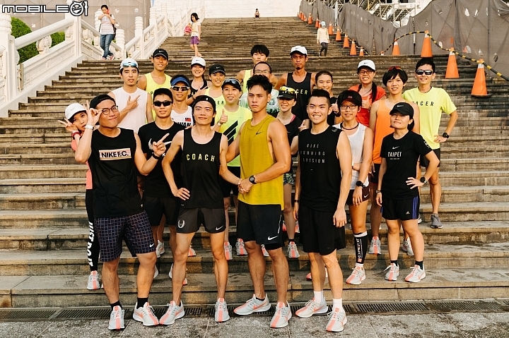 最親近跑者的一雙鞋Nike Zoom Pegasus 35 Turbo－Mobile01 x Nike體驗活動 : Run With Morris