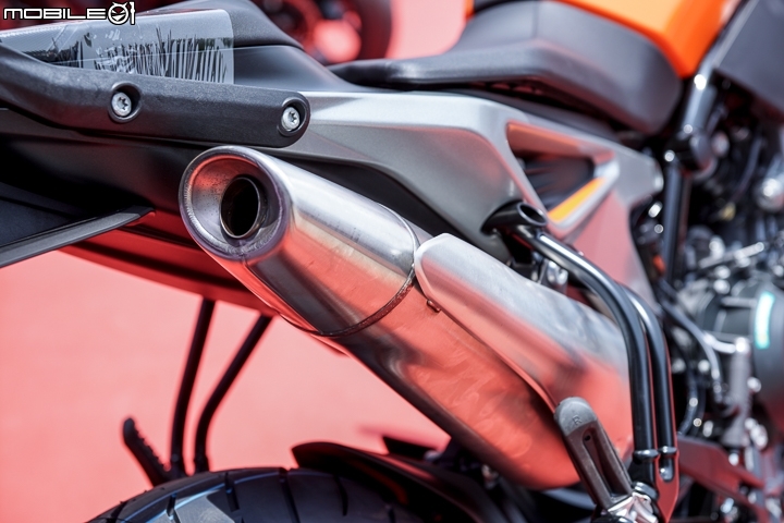 【採訪】彎道快進快出!2018 KTM 790 Duke 台灣正式發表!